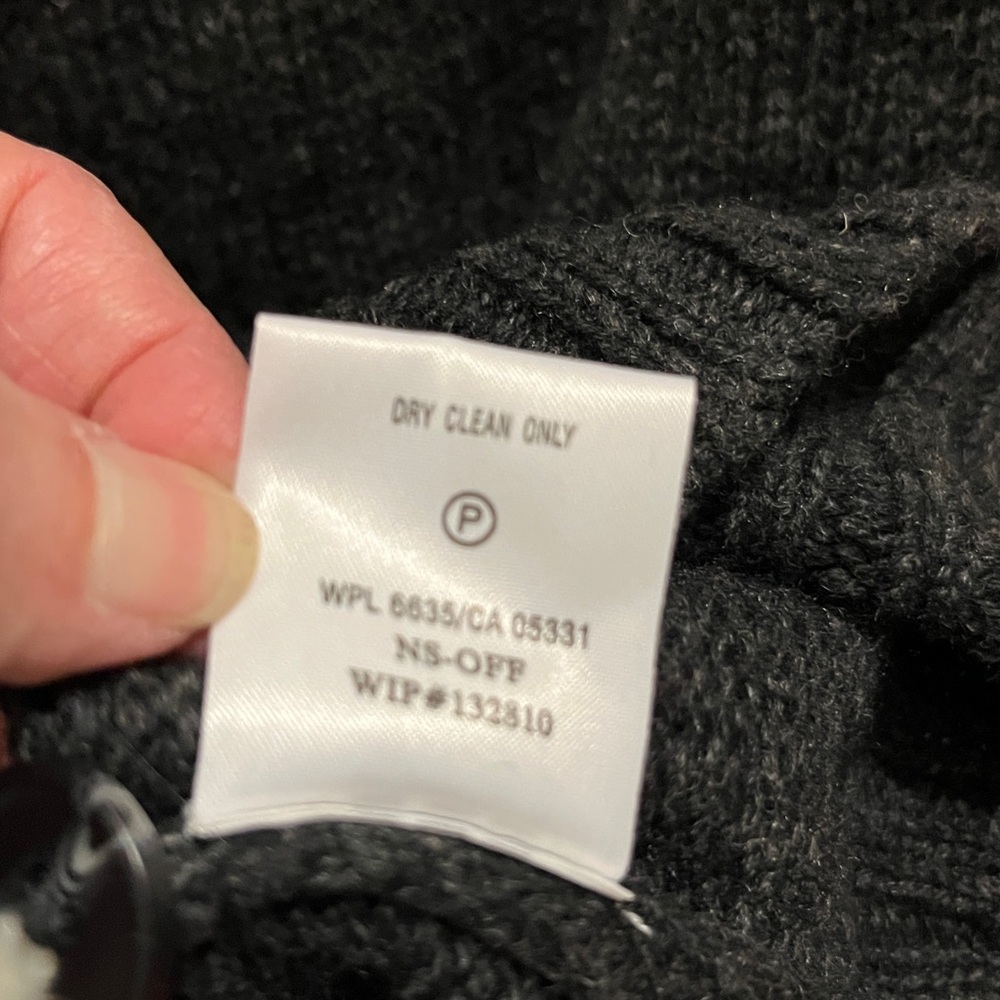 Woolrich Black and deep Red Fair Isle Med Cardigan with Sheep Design EX guc - Picture 10 of 11